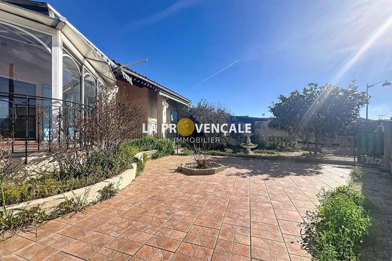 Maison - 99 m² - 4 pièces