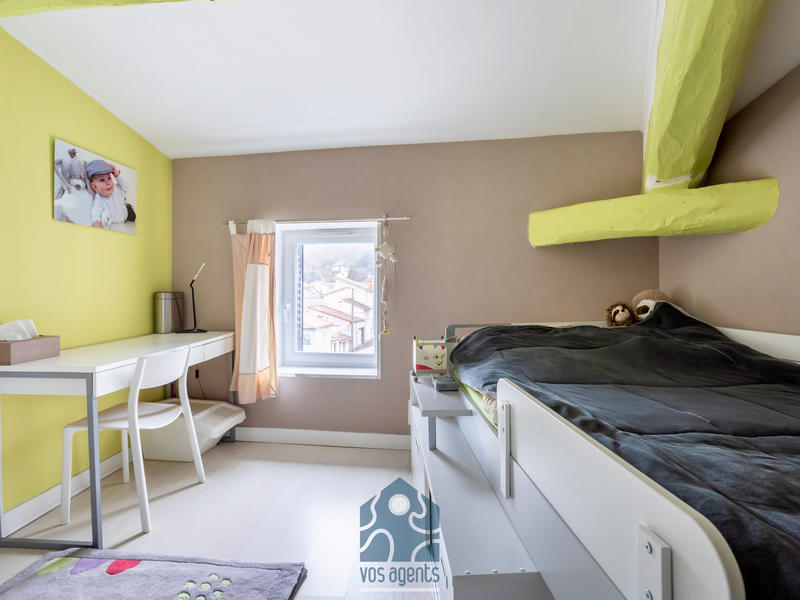 Maison - 177 m² - 8 pièces