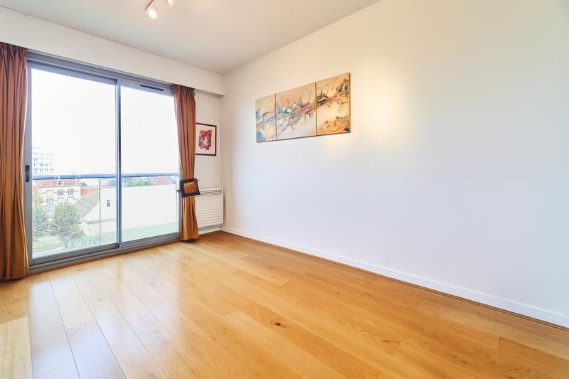 Appartement - 157 m² - 6 pièces