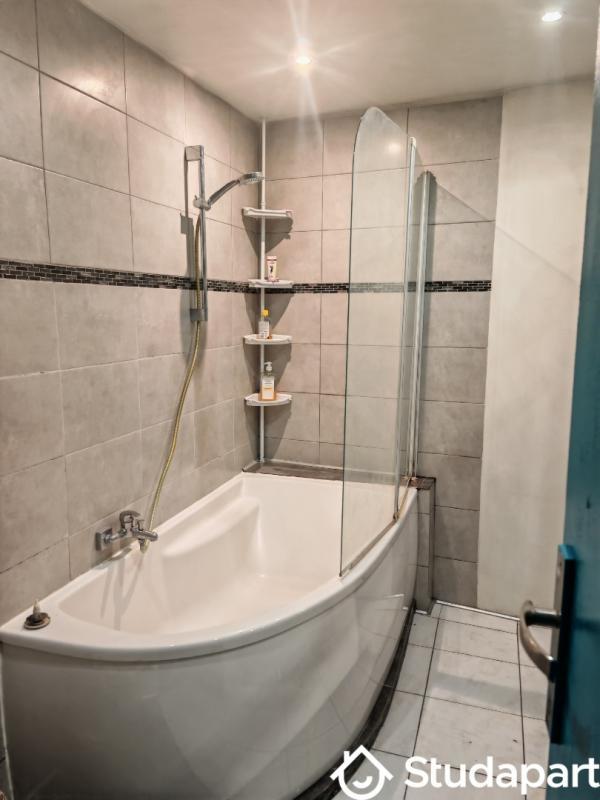 Chambre - 17 m² - 1 pièce