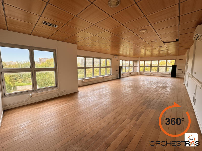 Local d'activités - 313 m²