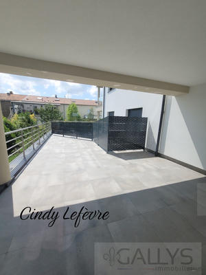 Appartement - 110 m² - 5 pièces