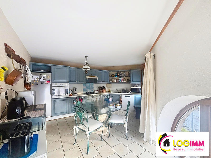 Appartement - 160 m² - 4 pièces