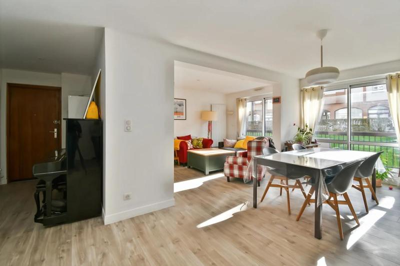 Appartement - 89 m² - 5 pièces