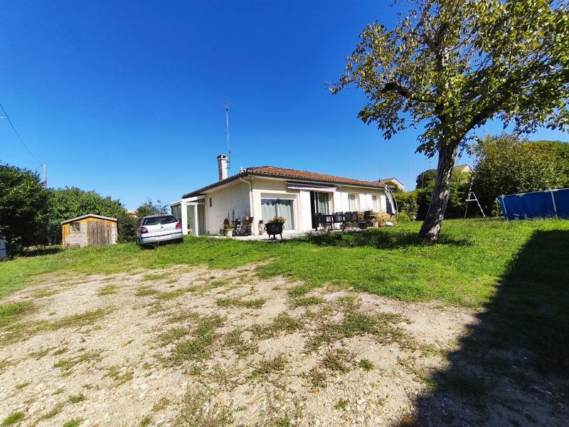 Maison traditionnelle - 85 m² - 4 pièces