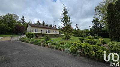 Maison - 170 m² - 8 pièces