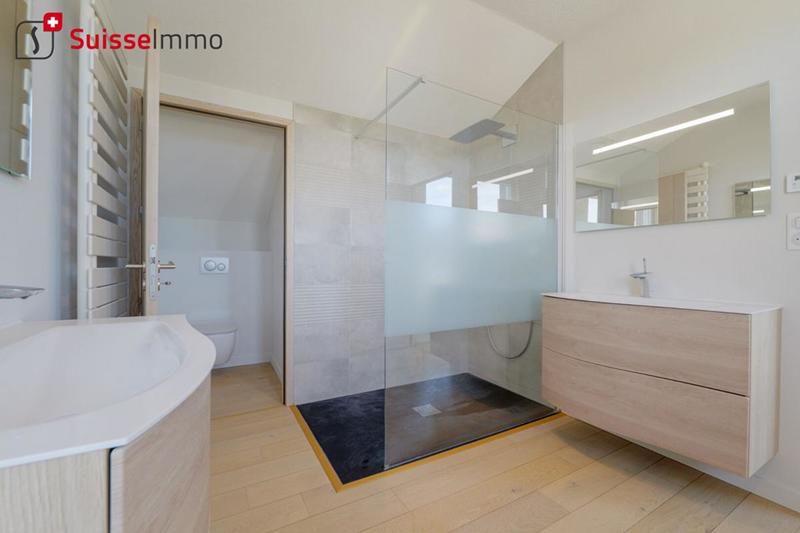 Appartement - 179 m² - 6 pièces