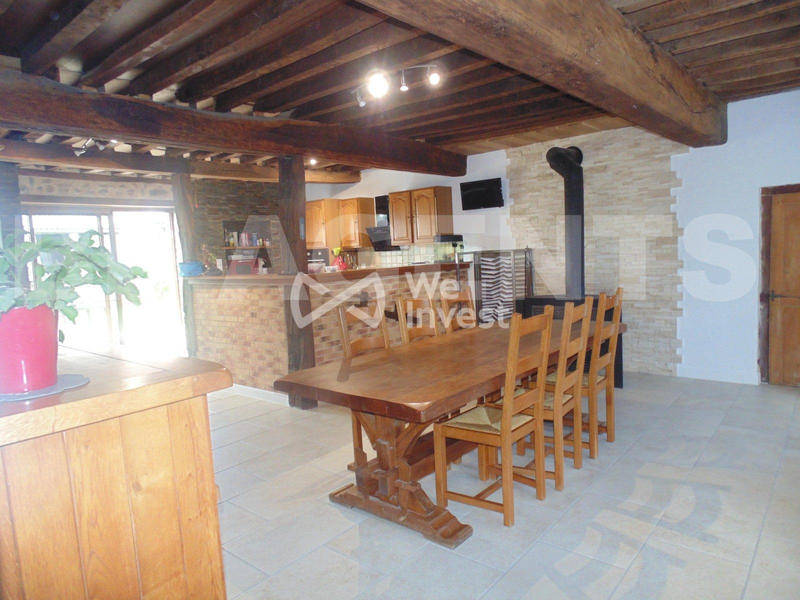 Maison - 224 m² - 7 pièces