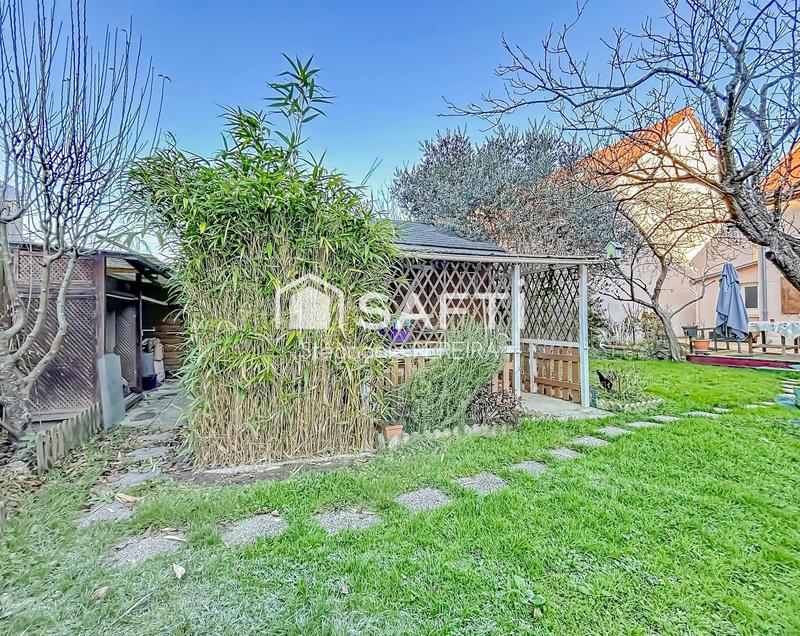 Maison - 110 m² - 5 pièces