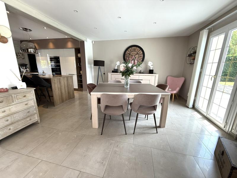 Maison - 131 m² - 5 pièces