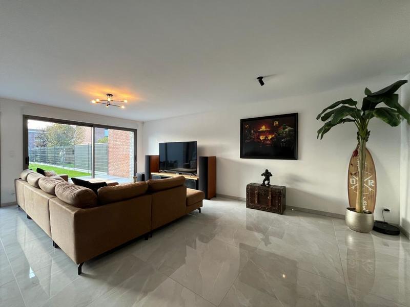 Maison - 137 m² - 5 pièces