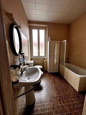 Maison de ville - 100 m² - 5 pièces