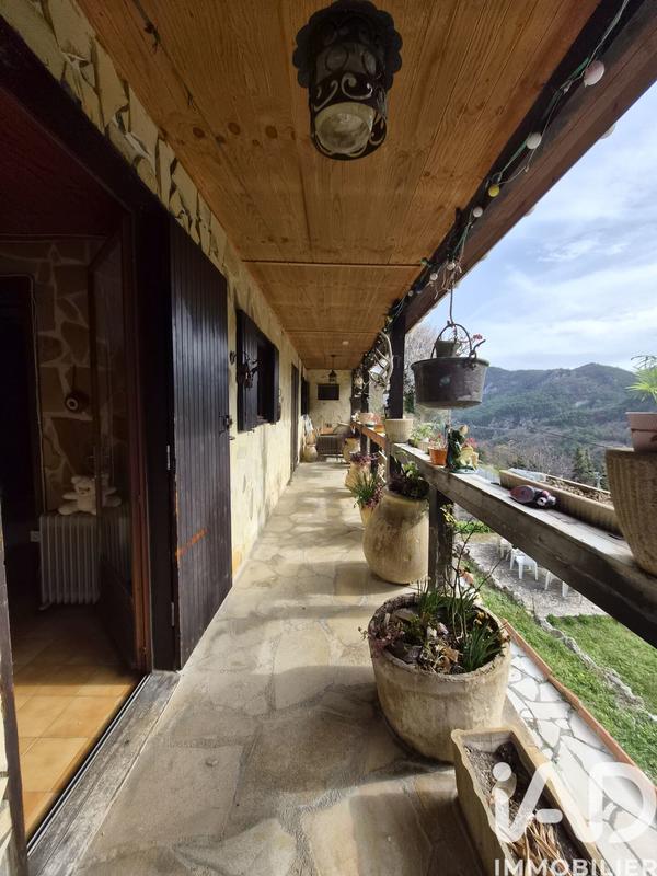 Maison - 55 m² - 3 pièces