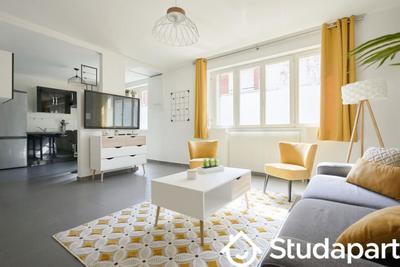 Chambre - 14 m² - 1 pièce