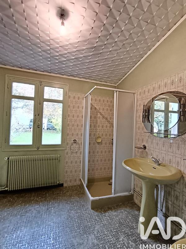 Maison - 140 m² - 6 pièces