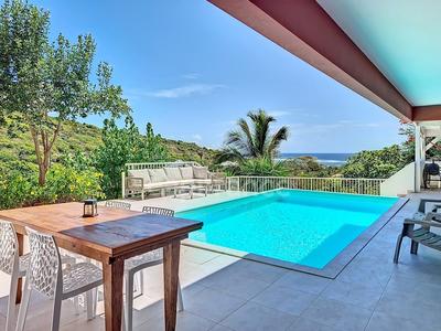 Villa - 196 m² - 4 pièces