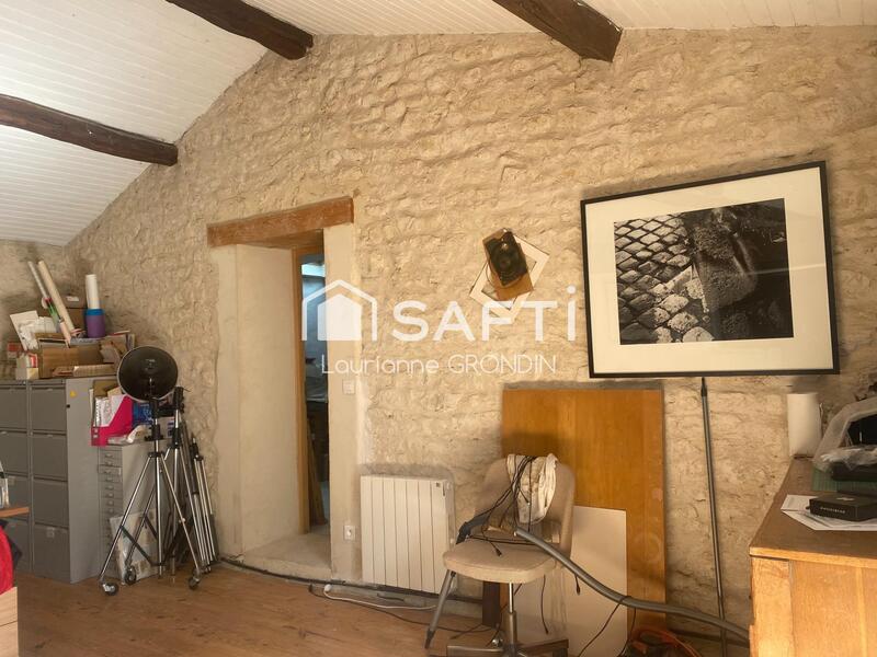 Maison - 281 m² - 7 pièces