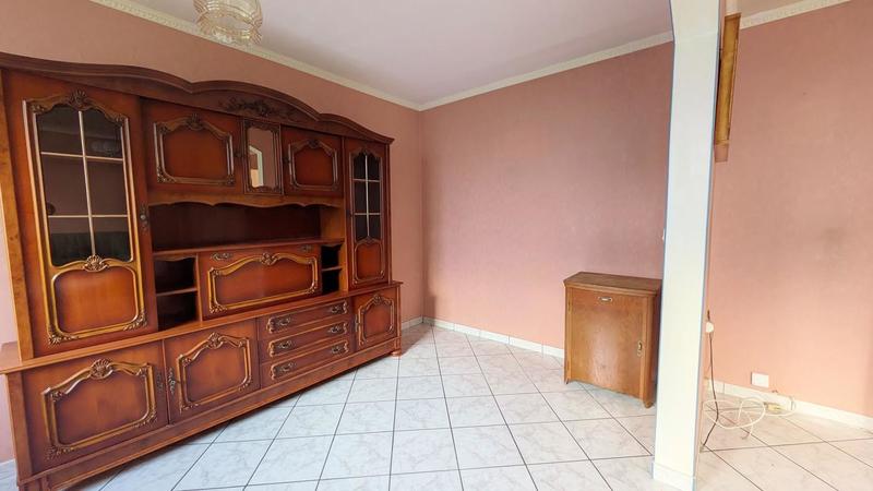 Appartement - 64 m² - 5 pièces