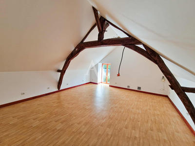 Maison - 102 m² - 4 pièces