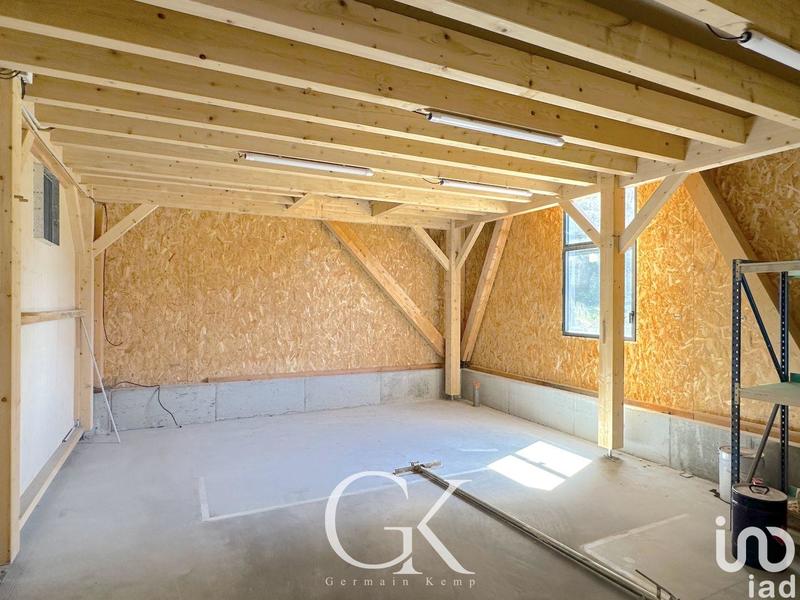 Local commercial - 1 177 m²