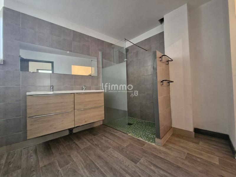 Maison de ville - 140 m² - 7 pièces