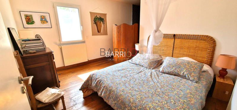 Villa - 232 m² - 11 pièces