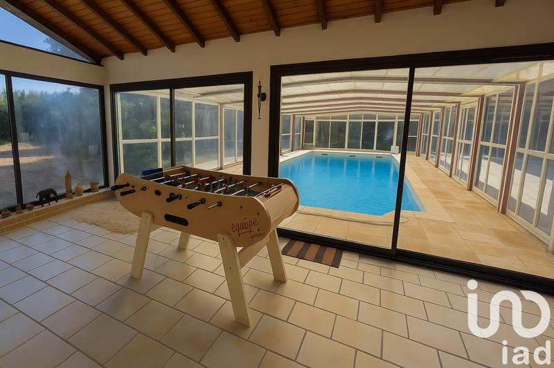 Maison - 283 m² - 9 pièces