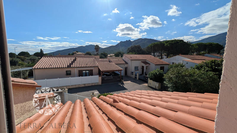 Villa - 99 m² - 4 pièces