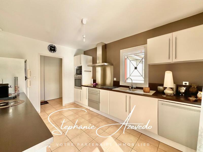 Villa - 90 m² - 4 pièces