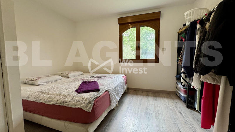 Villa - 215 m² - 14 pièces