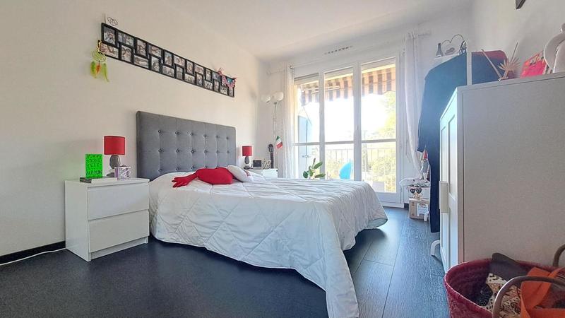 Appartement - 79 m² - 4 pièces