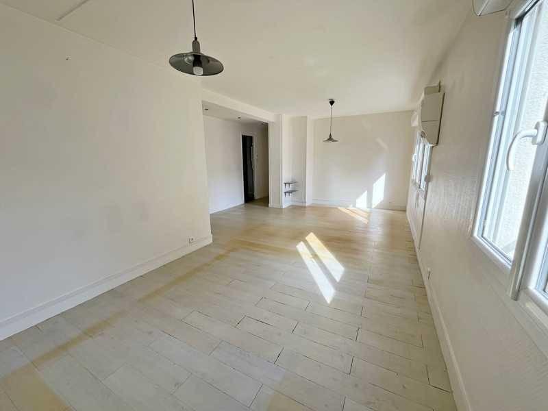 Appartement - 77 m² - 5 pièces