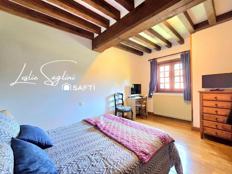 Propriété - 280 m² - 7 pièces