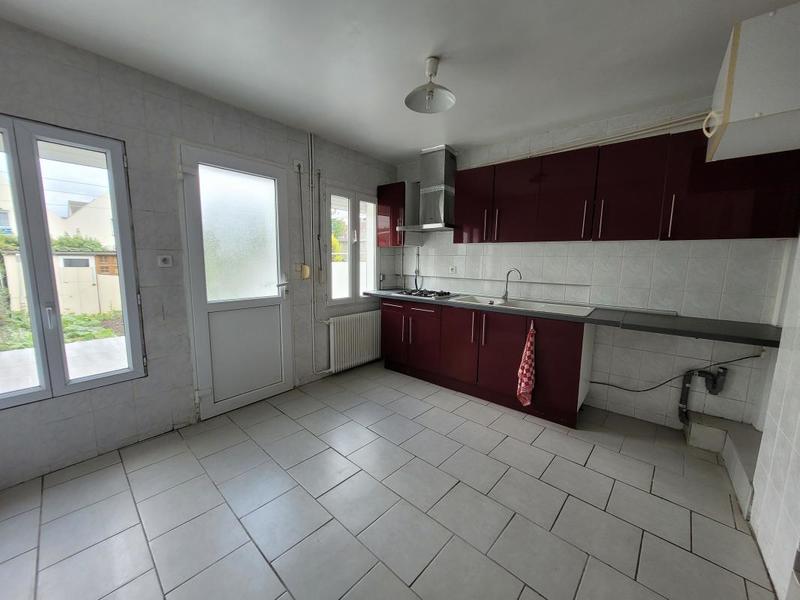 Maison - 90 m² - 4 pièces