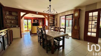 Maison - 141 m² - 6 pièces