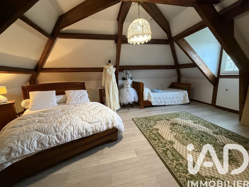 Maison - 174 m² - 7 pièces