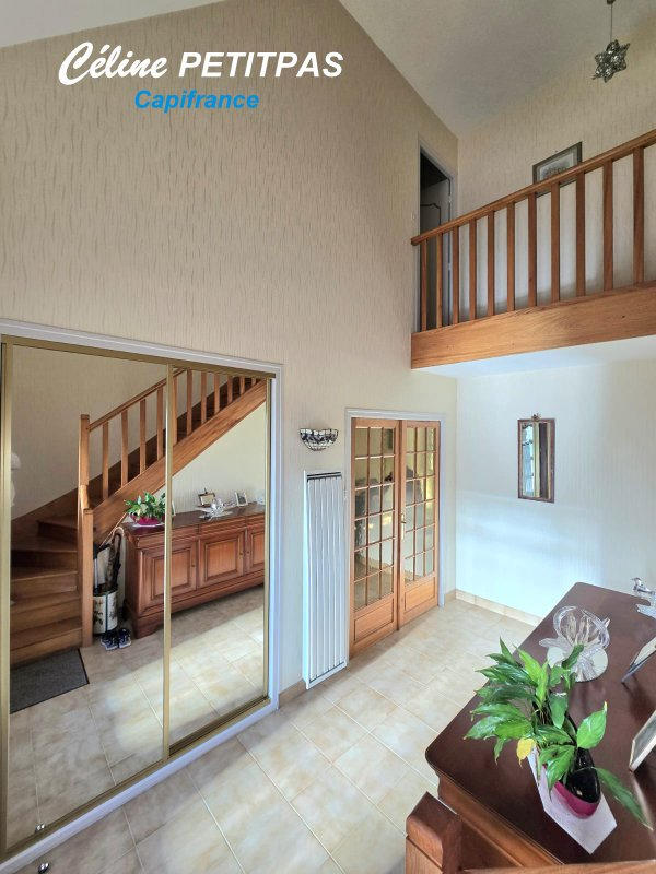 Maison - 127 m² - 6 pièces