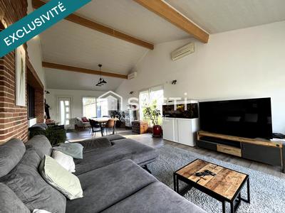 Maison - 200 m² - 7 pièces