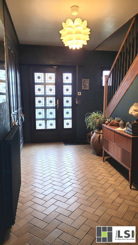 Maison - 140 m² - 6 pièces