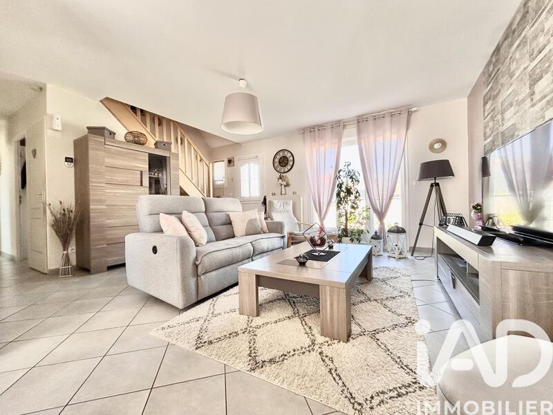 Maison - 102 m² - 4 pièces