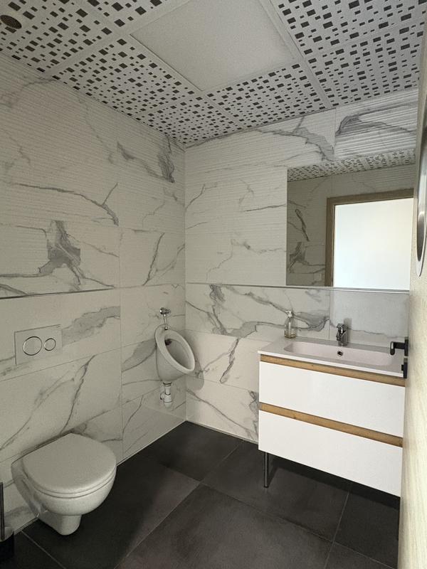 Local commercial - 140 m²