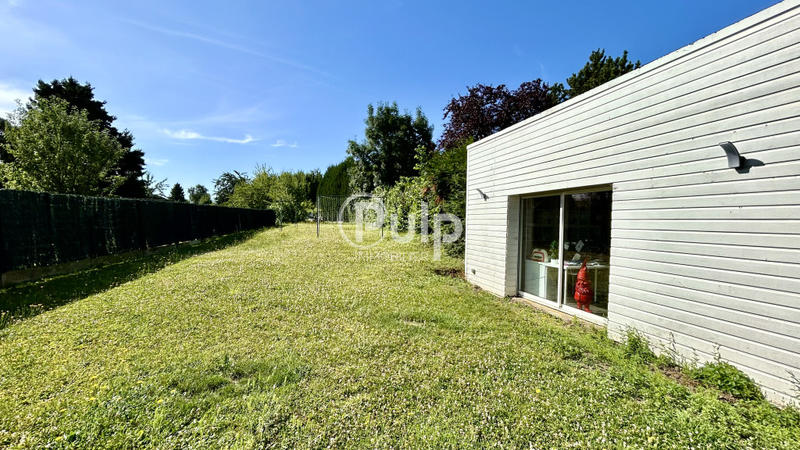 Maison - 273 m² - 12 pièces