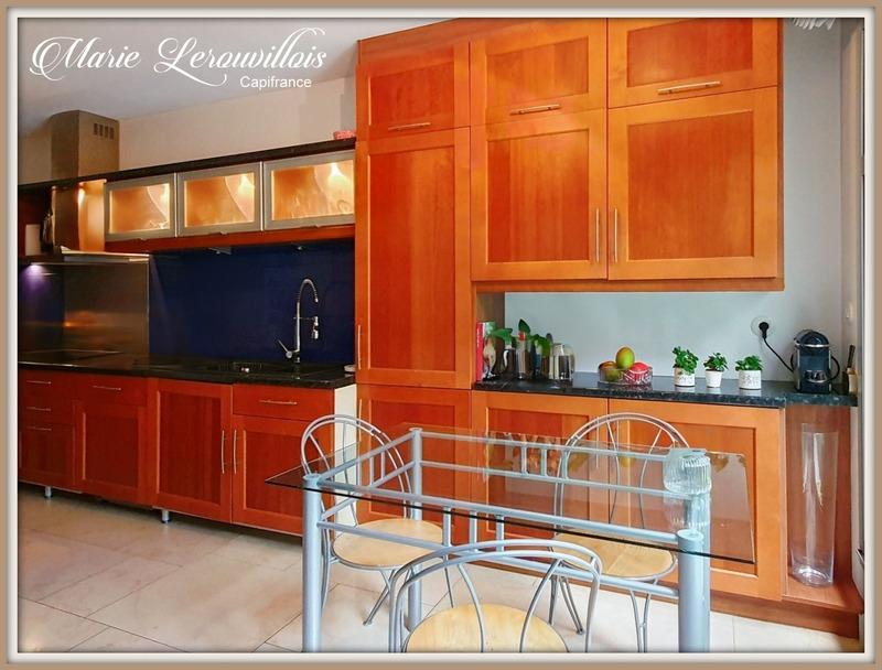 Maison de ville - 292 m² - 10 pièces