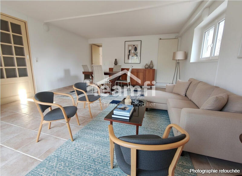 Maison - 180 m² - 5 pièces