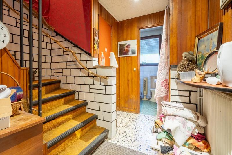 Maison - 200 m² - 5 pièces