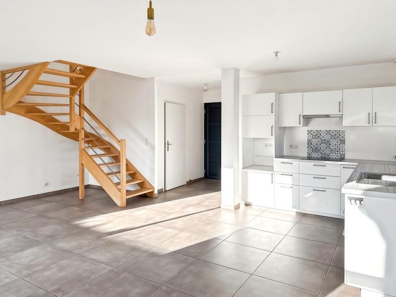 Maison - 92 m² - 4 pièces