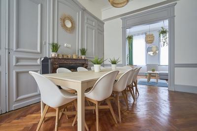 Maison - 193 m² - 12 pièces