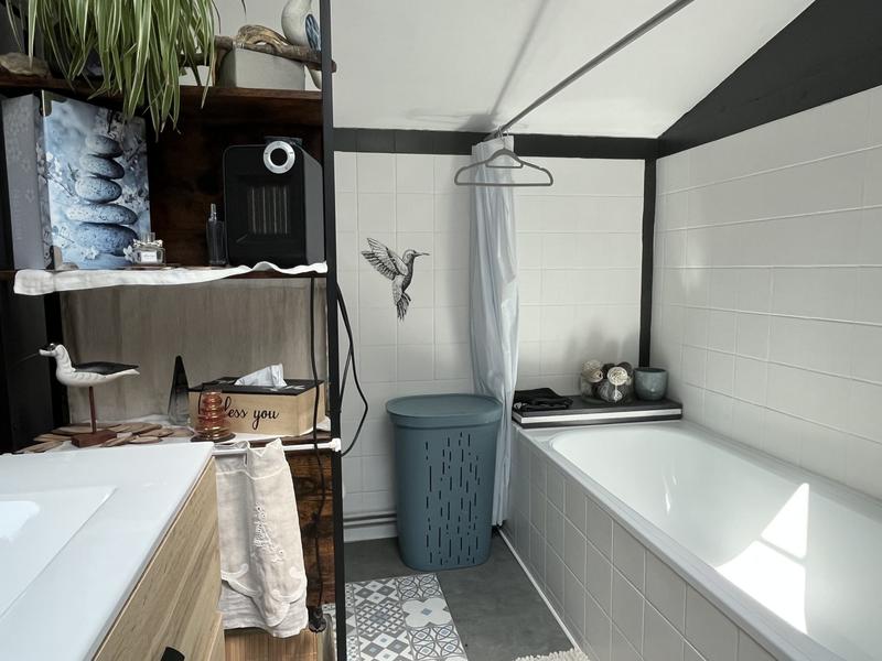 Maison traditionnelle - 264 m² - 10 pièces