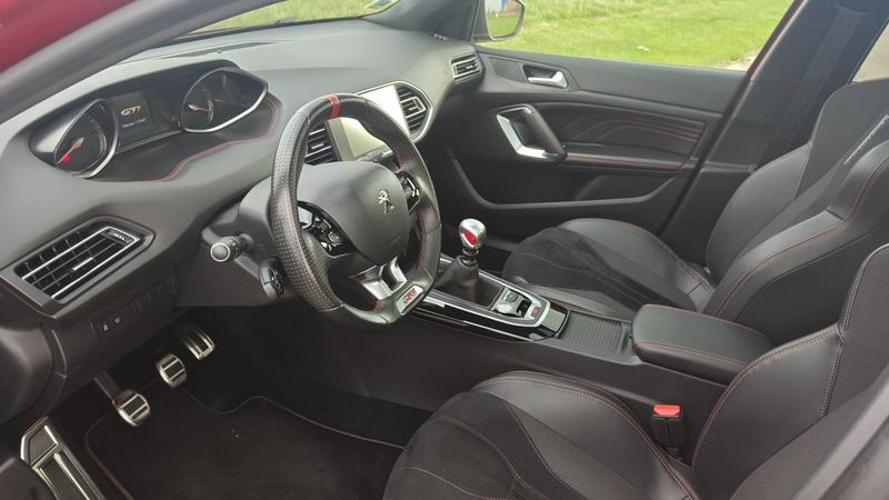 Peugeot 308 II 1.6 Thp 270 Gti