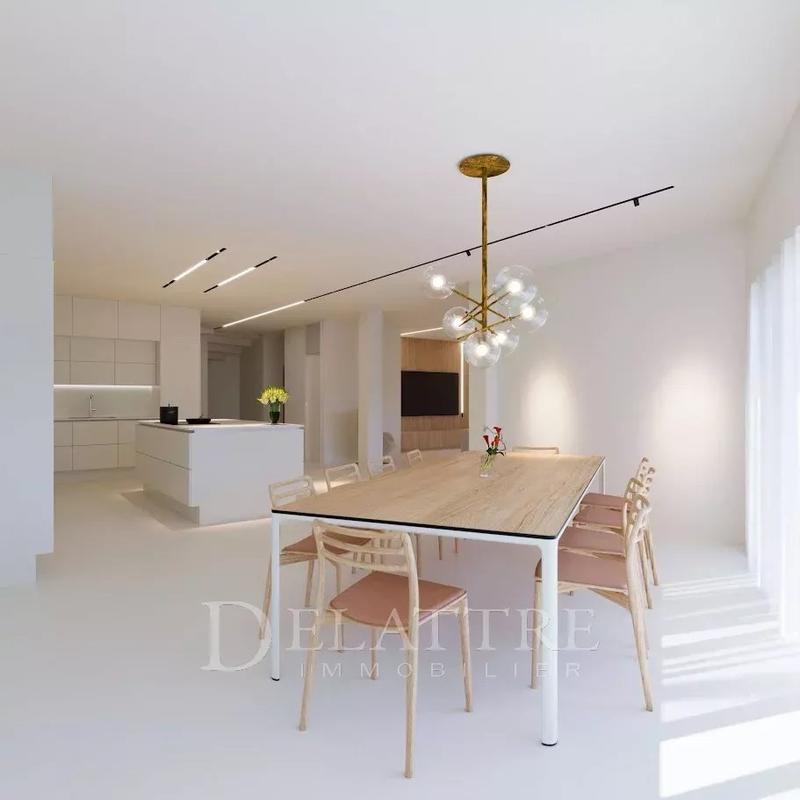 Propriété - 285 m² - 5 pièces